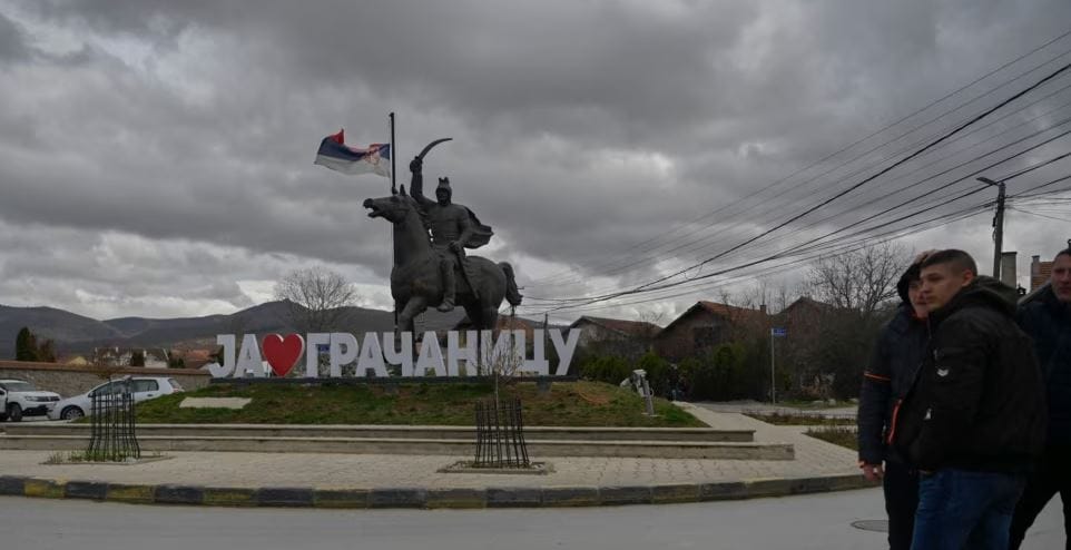 Pse u arrestuan shtatë serbë në Graçanicë dy javë para zgjedhjeve?