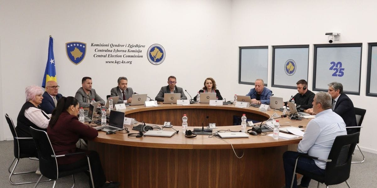 Kush janë 902 kandidatët që KQZ certifikoi për deputetë?