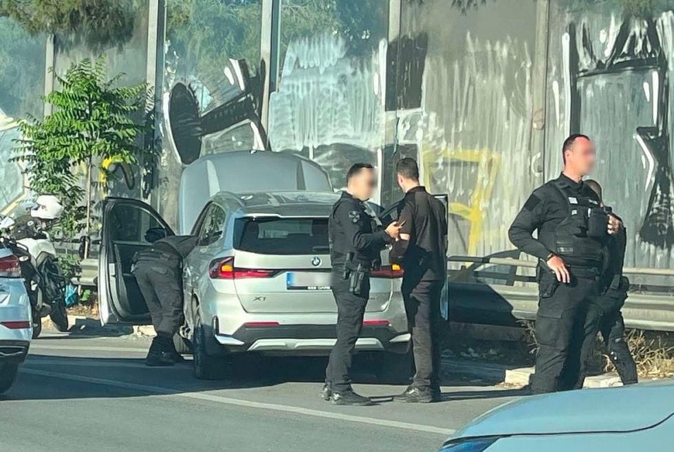 Shqiptar plagos pakistanezin në Athinë, arrestohen bashkëpunëtorët