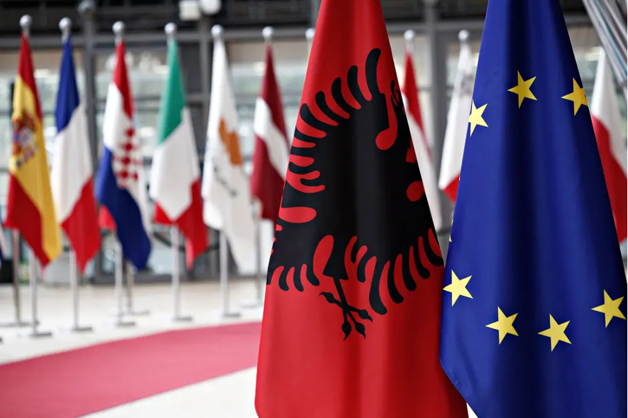 Pse shtetet anëtare të BE-së nuk kanë konsensus për IBAR-in e Shqipërisë?