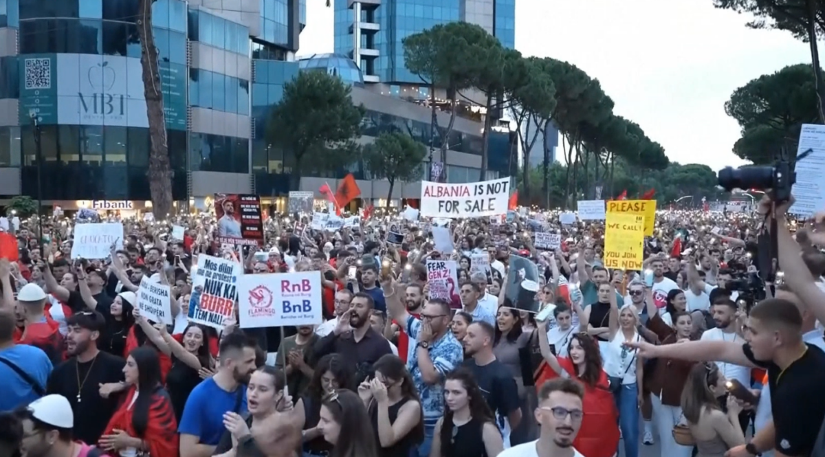 Pse po protestohet në Tiranë kundër projektit në Zvërnec?