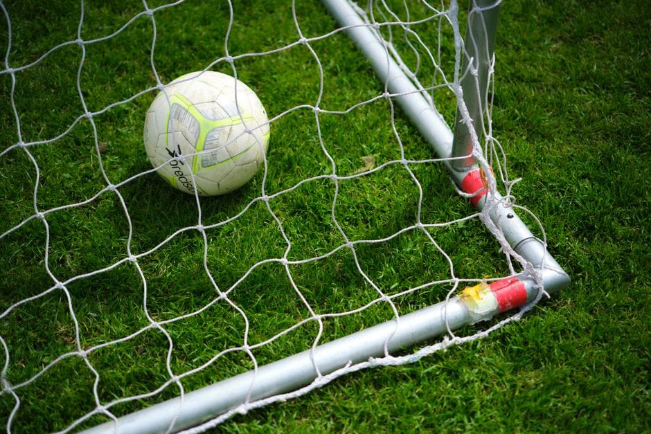 Anglia mposht Kroacinë 4-2 në hapjen e Kupës së Botës