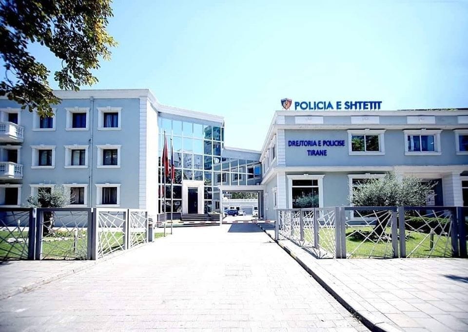 Policia njofton bllokime për protestën dhe 35-vjetorin e PS-së
