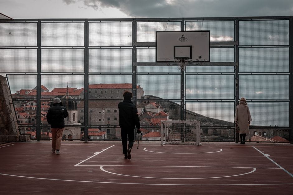 Si e ndihmon kultura bashkëpunimin rinor sipas Fatmir Limanit?