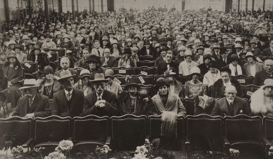 Fotografi grupi e delegatëve të Kongresit të Lushnjës 1920