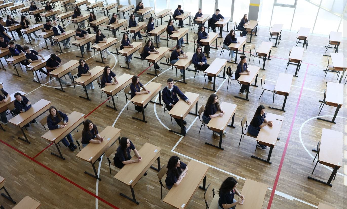 Matura Shtetërore 2026: dalin notat e gjuhës së huaj
