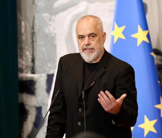 Si i përgjigjet Edi Rama protestave dhe shifrave të shpopullimit?