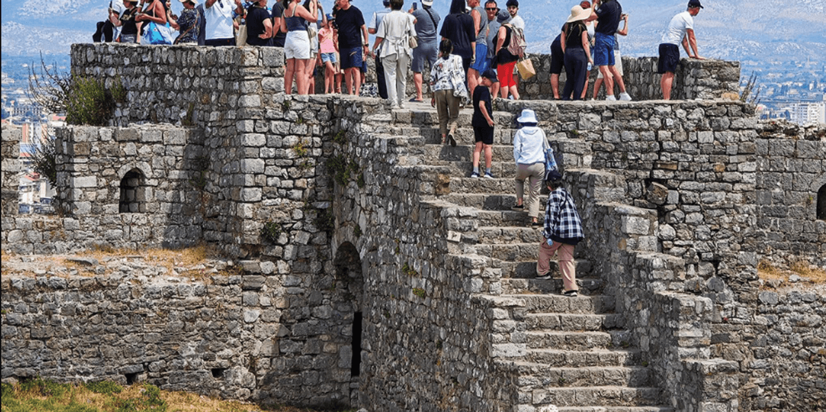Si po ikin turistët e huaj nga Shqipëria pas protestave?