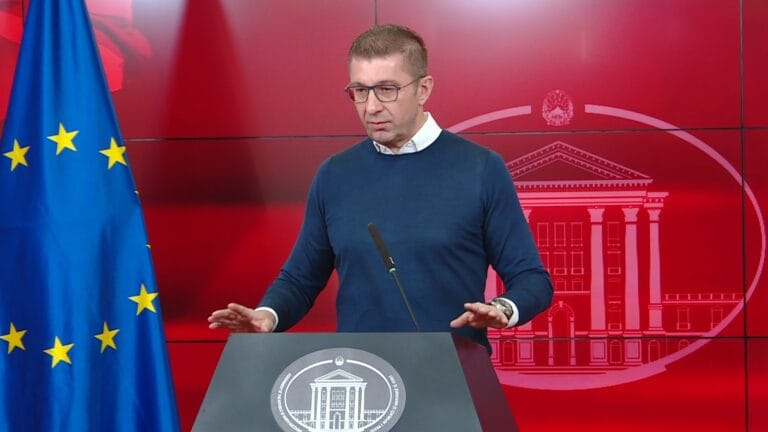 Çfarë tha Mickoski për provimin e jurisprudencës?