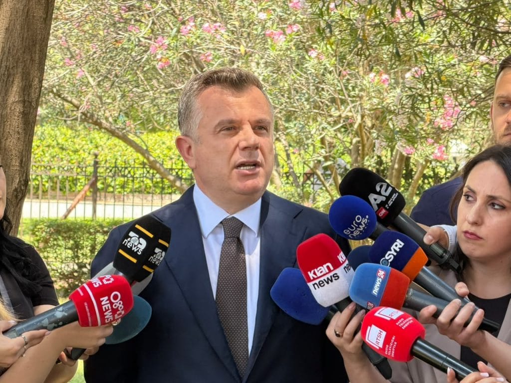 Balla: Nuk ka kërkesë për imunitetin e Ballukut