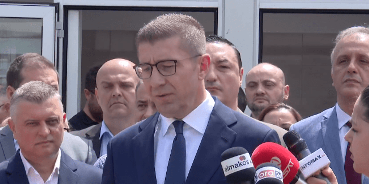 Pse Mickoski nuk pranon ndryshime kushtetuese pa garanci për negociatat me BE?