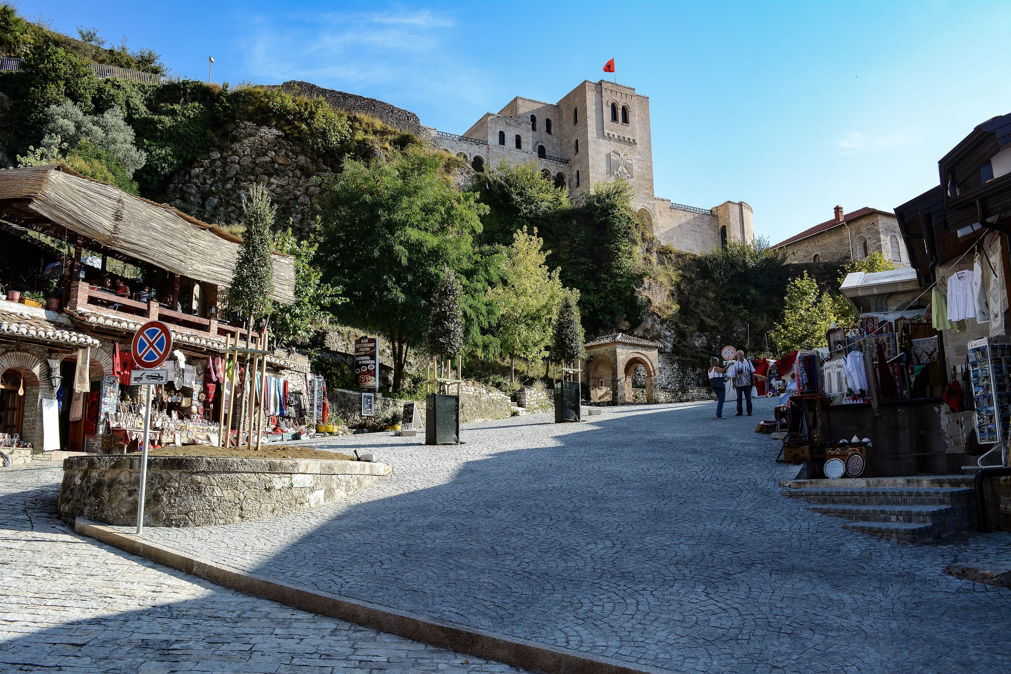 Si e ktheu protesta e 23-të Tiranën në atraksion turistik?