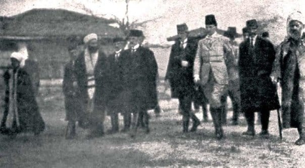 Kongresi i Lushnjës: si u rrëzua qeveria e Durrësit dhe u shpall Tirana kryeqytet