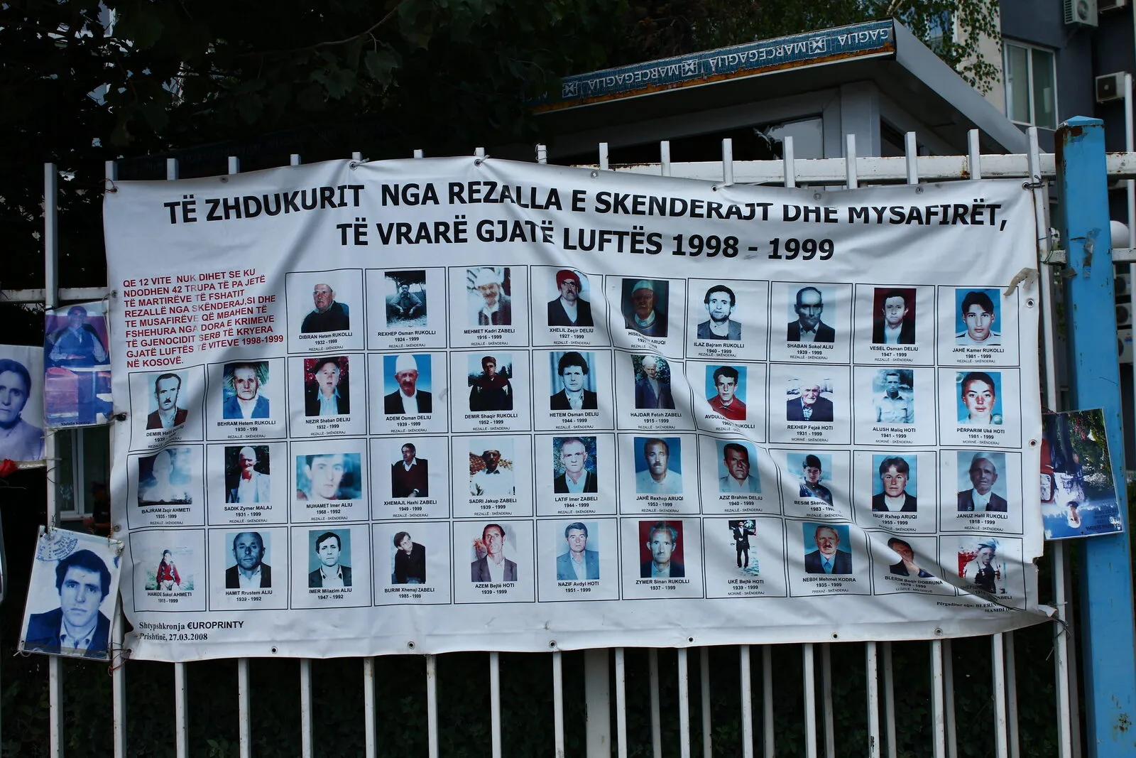 Memoriali i luftës në Prishtinë (ilustrim kujtese, jo vetë Batajnica)