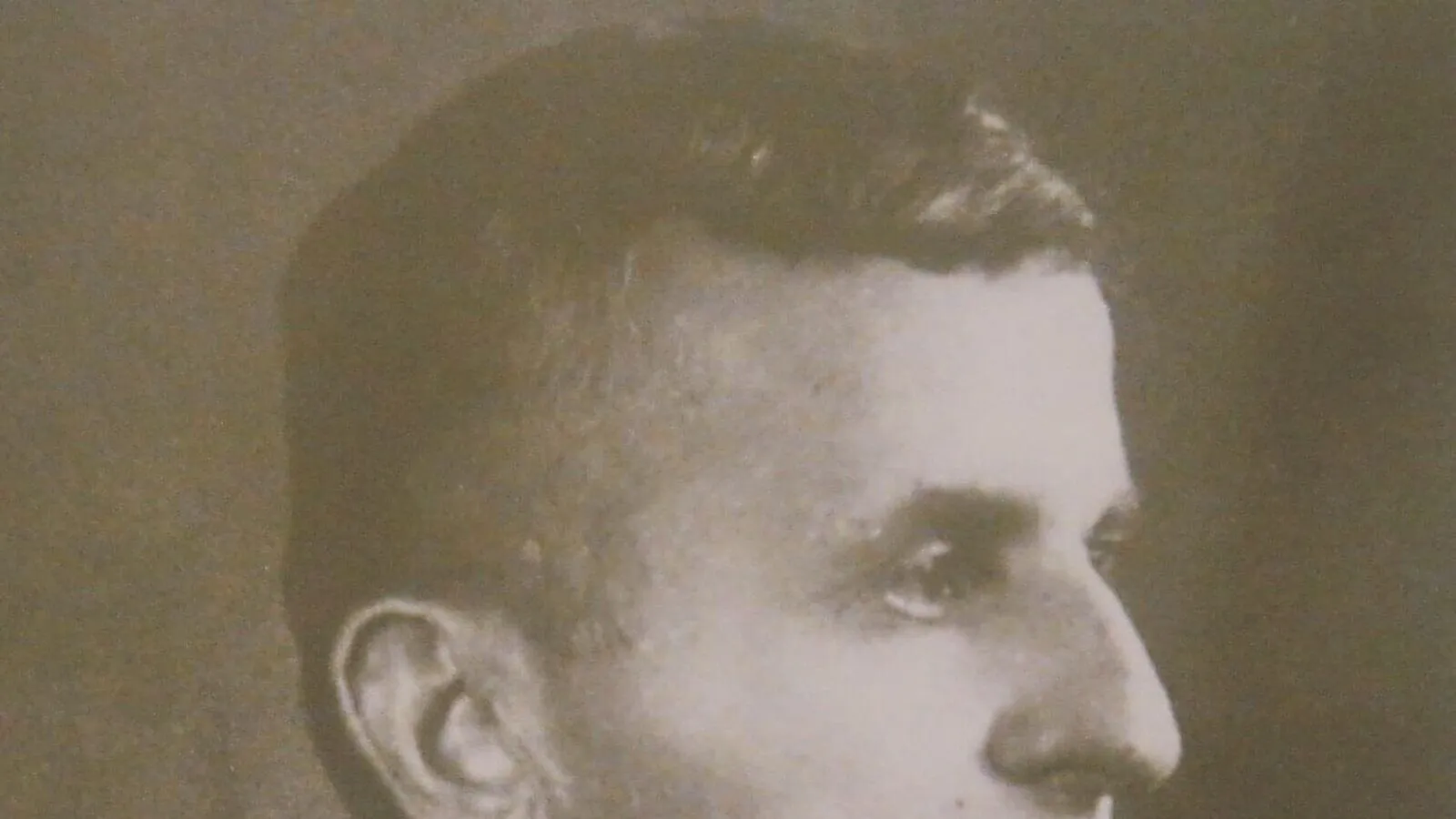 Abaz Kupi. Autor i panjohur