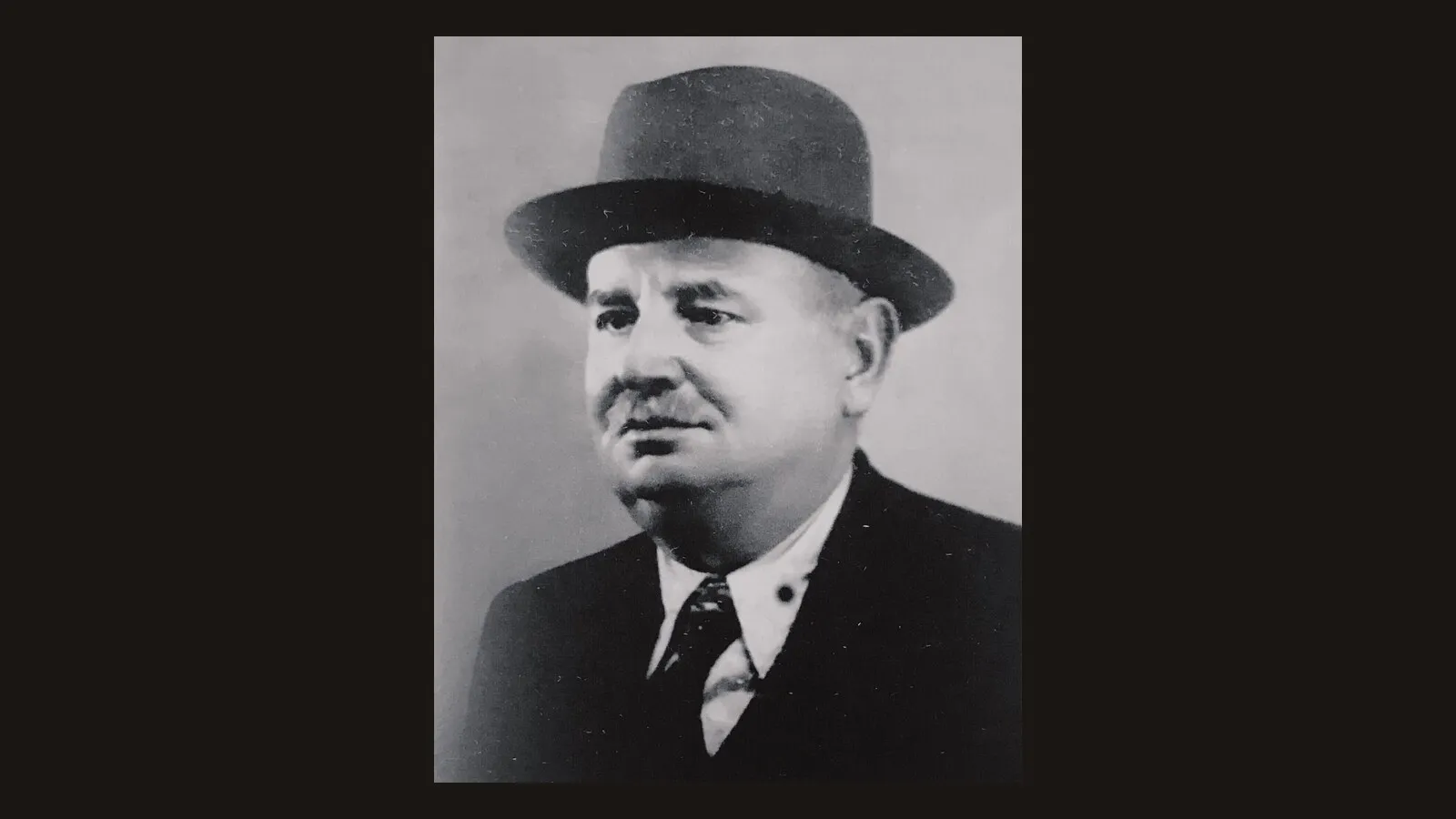 Qazim Koculi. Autor i panjohur