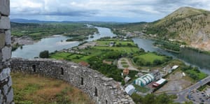 Kalaja e Rozafës, Shkodër — kryeqendra e Balshajve
