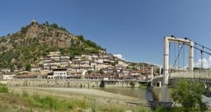 Qyteti i Beratit, ku u mblodh kongresi i shtatorit 1922 — Pudelek