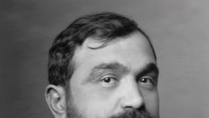 Fan Noli — prifti që iu përgjigj varrimit të mohuar të Kristaq Dishnicës me meshën e parë shqipe (22 mars 1908). Autor i panjohur
