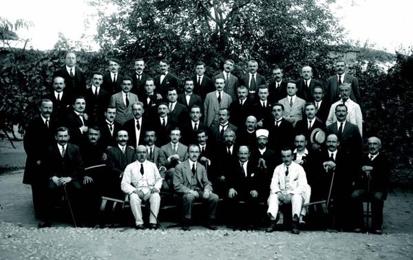 Kongresi i Lushnjës: dhjetë ditët që shpëtuan shtetin shqiptar