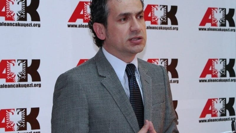 Kush duhet të deklarojë numrin real të protestuesve në Tiranë?