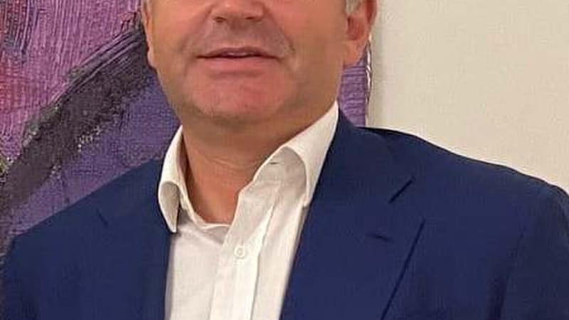 Pse protestuesit sulmuan efektivët e policisë para Kuvendit?
