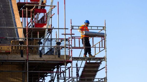 28% ryshfet ndërtimit — Anketa e Bankës Botërore 2025