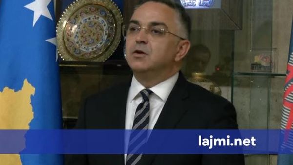 'Sot shpëtoi demokracia' — AAK e bën fushatë nga kriza