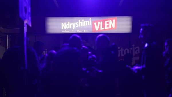 VLEN mbron ligjin e ri: 'arsimi shqip mbetet prioritet'