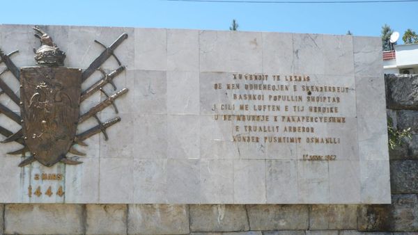 Monumenti i Lidhjes së Lezhës, Lezhë
