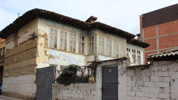Pse rritet çmimi i banesave në Kosovë?