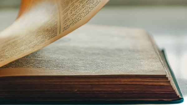 Gjon Buzuku dhe libri i parë shqip