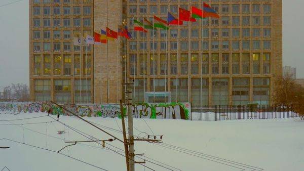 Si u shndërruan pullat postare në mjet propagandës shqiptaro-kineze?
