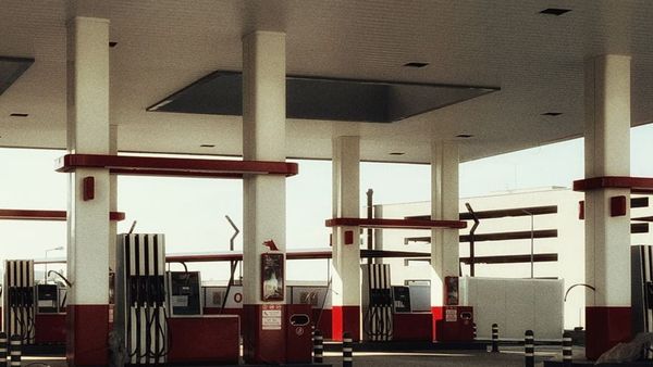 MINT publikon çmimet e derivateve: nafta 1.40 euro, benzina 1.33