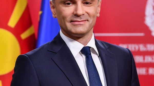 Pse Venko Filipçe akuzon VMRO-DPMNE-në për izolim të vendit?