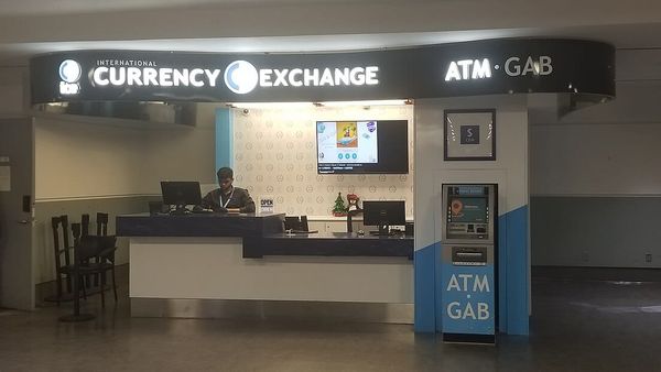 Sa kushton një euro dhe një dollar në këmbim sot?