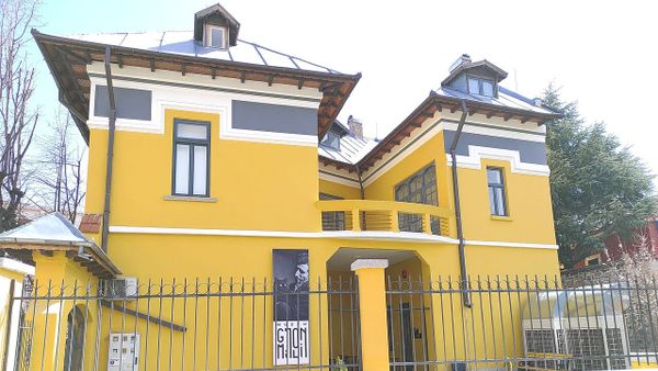 Pse 30 ambasadorë të huaj vizituan Shkodrën dhe Muzeun 'Marubi'?