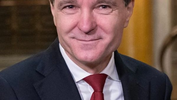 Elmi Berisha rizgjidhet kryetar i Vatrës