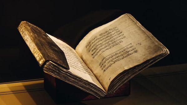 Letërsia shqipe: pesë shekuj në fjalë