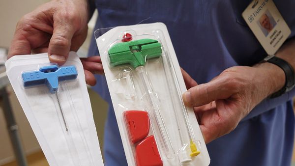 Pse pacientët e Hematologjisë detyrohen të paguajnë për biopsi?