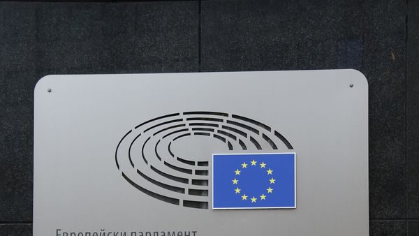 Çfarë u diskutua në takimin e Valbon Limanit me ambasadorin Mihalis Rokas?