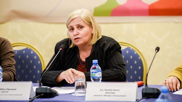 Si duhet të veprojë Banka e Shqipërisë ndaj kursit të këmbimit?