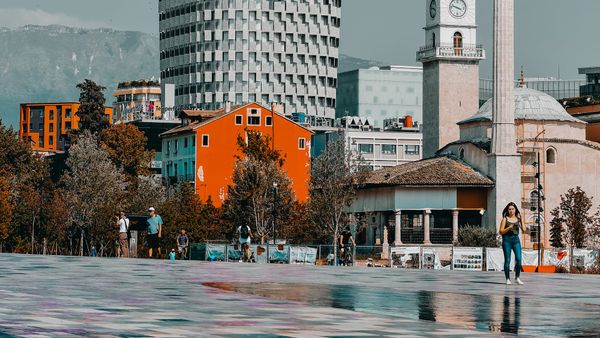 Pse Tabaku akuzon qeverinë për një ekonomi të ngritur mbi privilegje?