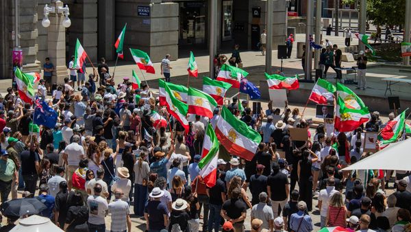 Çfarë i solli Bakallin nga Kanadaja në protestat kundër Ramës?