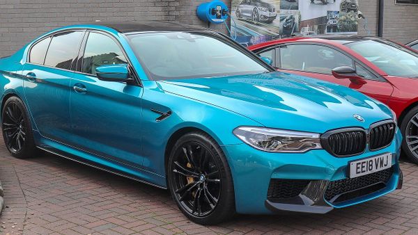 Pse BMW po mendon rikthimin e superveturës legjendare M1?