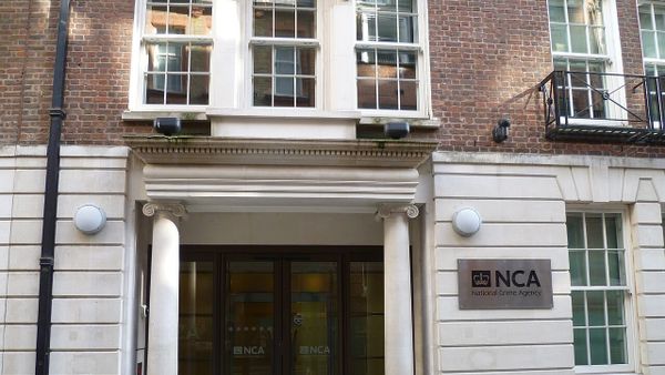 Çifti Lleshi-Trimi dënohet në Birmingham: 9 kg kanabis e 51 mijë paund