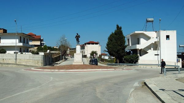 35-vjeçari vret ish-vjehrrin dhe plagos ish-vjehrrën — merr peng ish-gruan