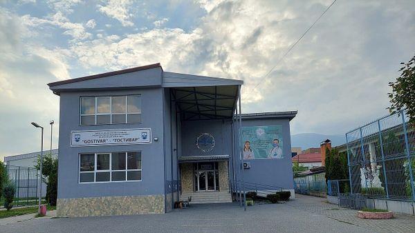73 pacientë kërkojnë ndihmë në Gostivar — 26 vizita në repartin infektiv