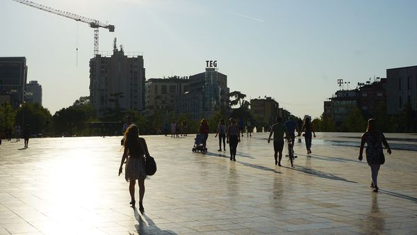 Sheshi Skënderbej në Tiranë, hapësira publike ku u zhvillua koncerti
