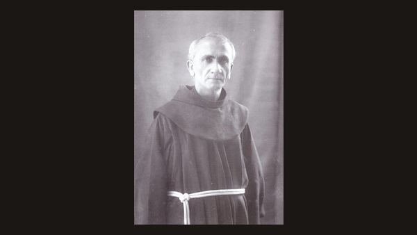 Atë Anton Harapi në portret